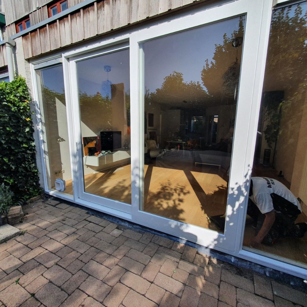 Glas plaatsen